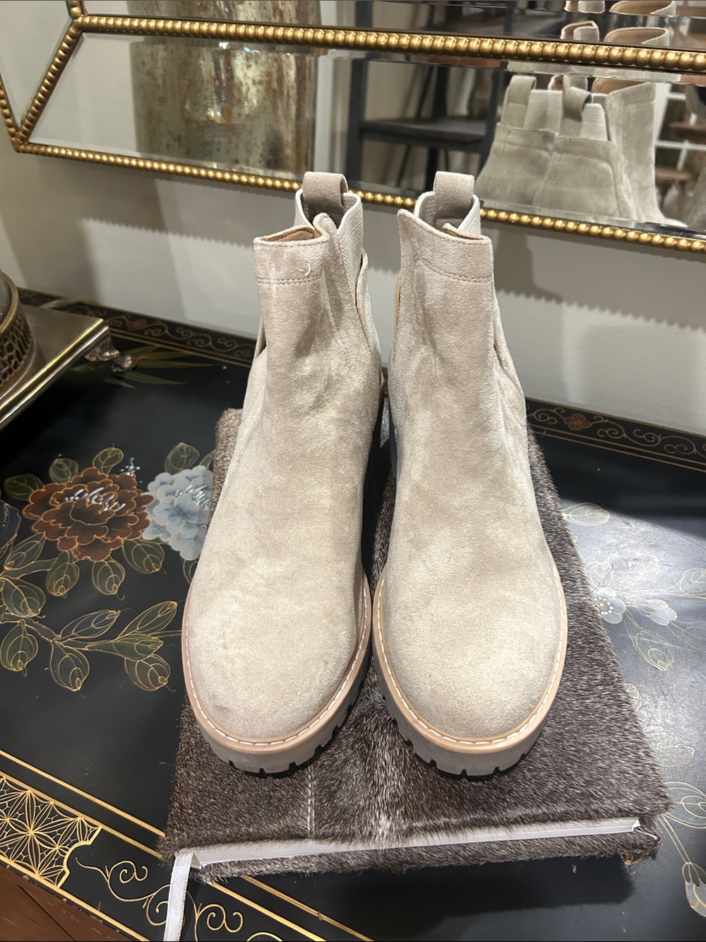 Dolce Vita 8.5 Suede Chelsea Ankle Boots in Light Beige - Women's